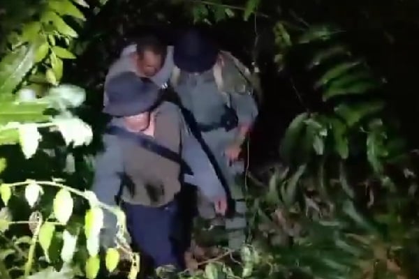 rescatan-a-dos-hombres-perdidos-en-un-area-boscosa-de-colon
